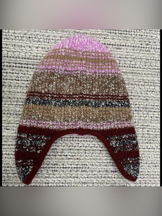 Rare ChaneI Neige Collection Beanie 24/25 Winter Collection
